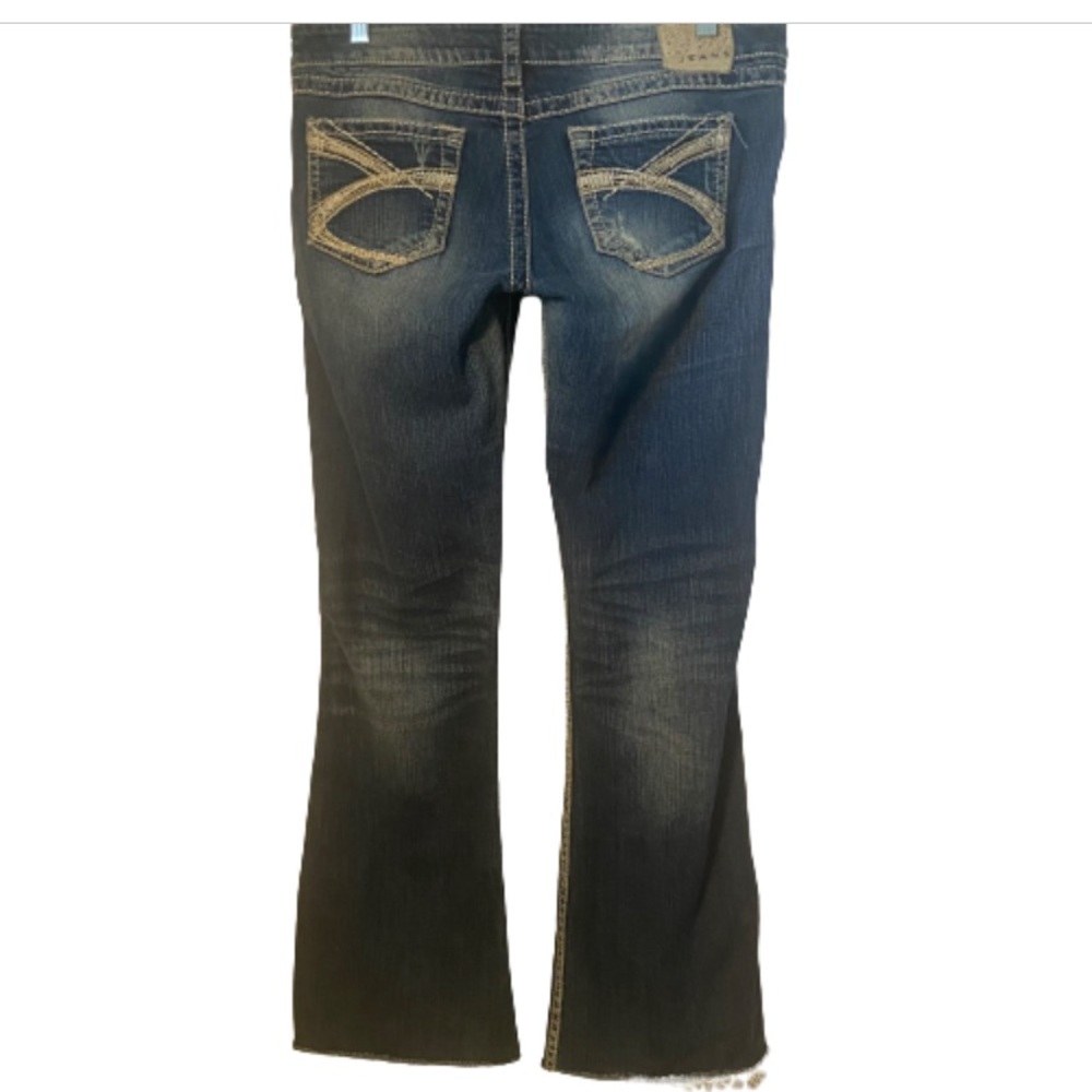 Silver Jeans Twisted Blue Jeans Bootcut Low Rise Med Wash Distressed Size 29